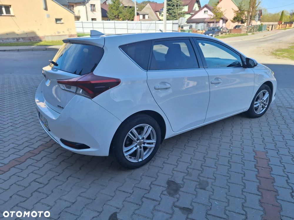 Toyota Auris 1.2 Turbo Design Edition - 27
