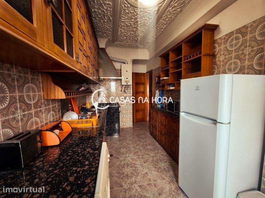 Apartamento T3 c/ Garagem  Junto Estação de Comboios Monte Abraão /... - Grande imagem: 3/30