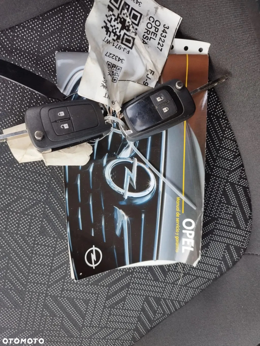 Opel Corsa 1.4 Cosmo - 27