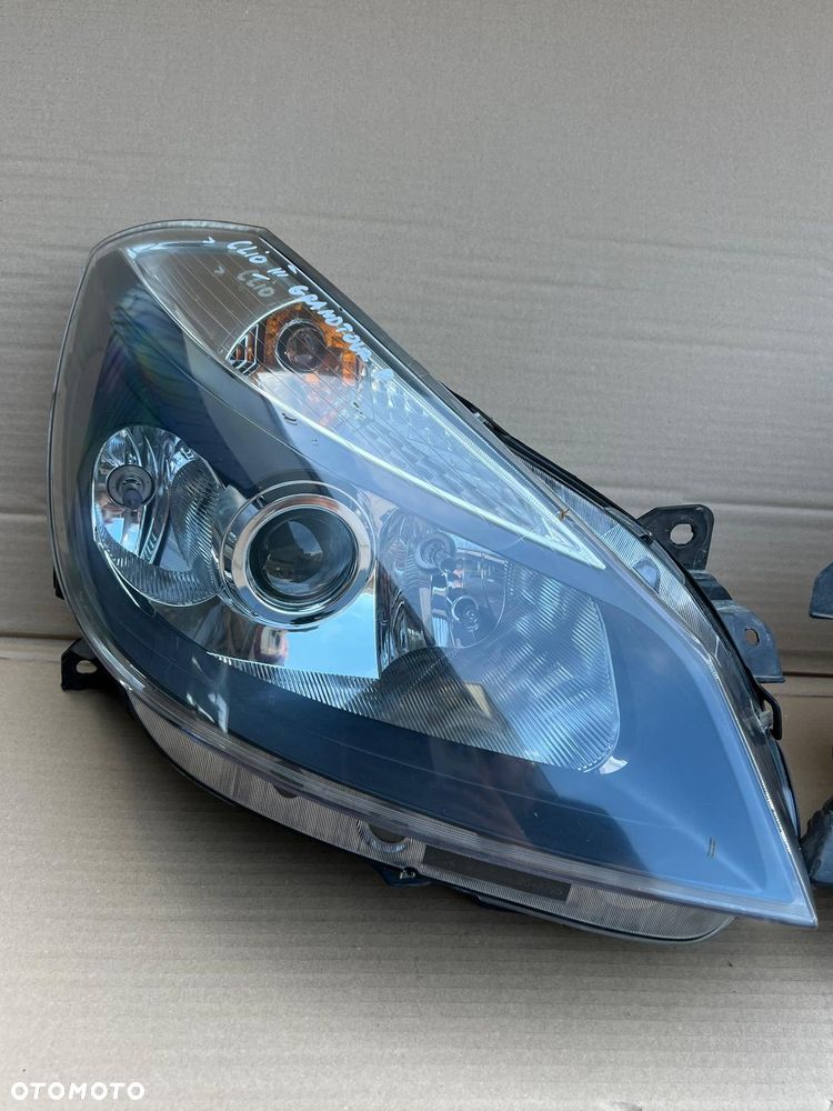 Lampa soczewka reflektor lewa prawa przód Renault Clio III Grandtour - 2