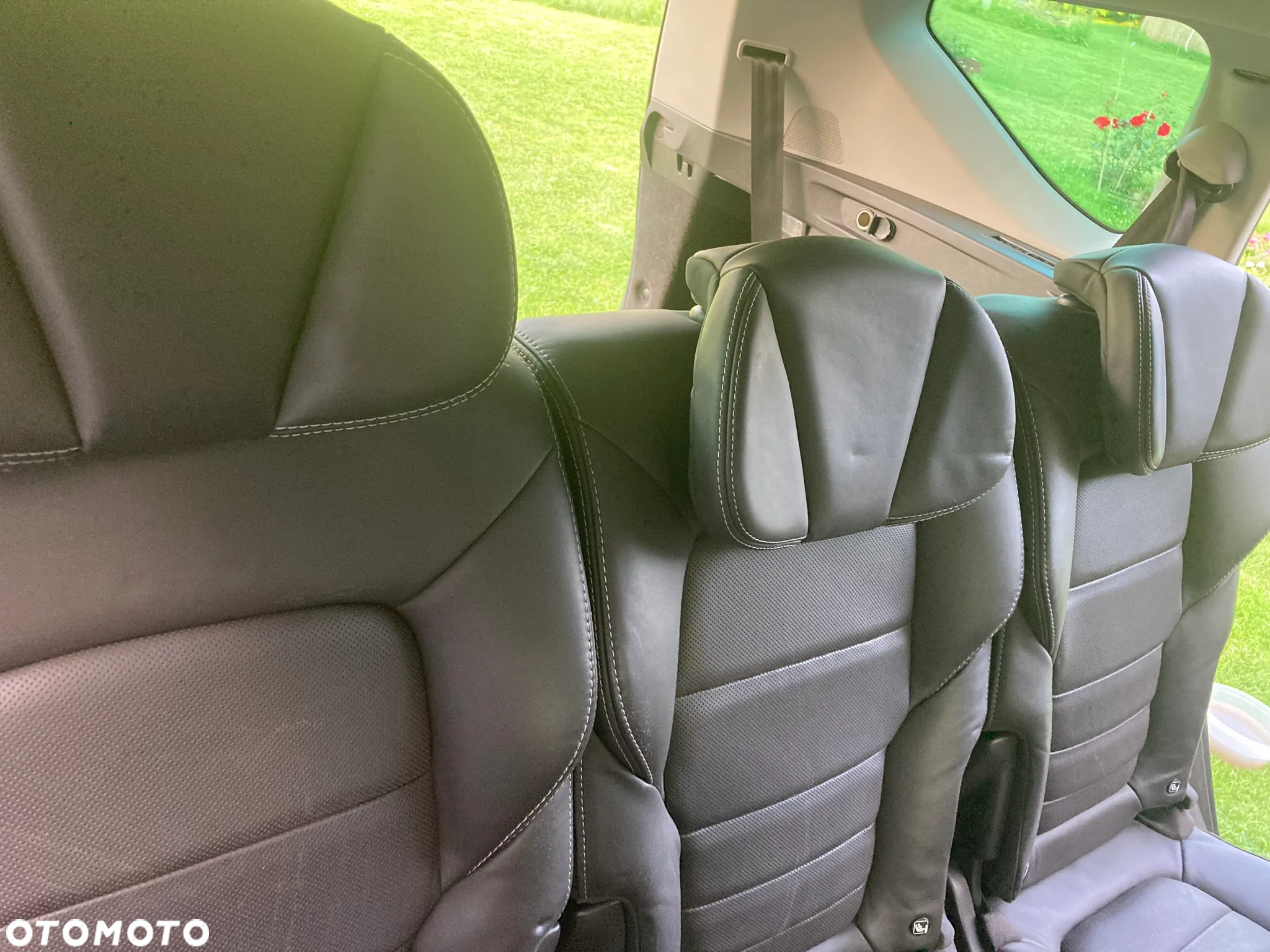 Renault Espace 1.6 dCi Energy Initiale Paris EDC 7os - 17
