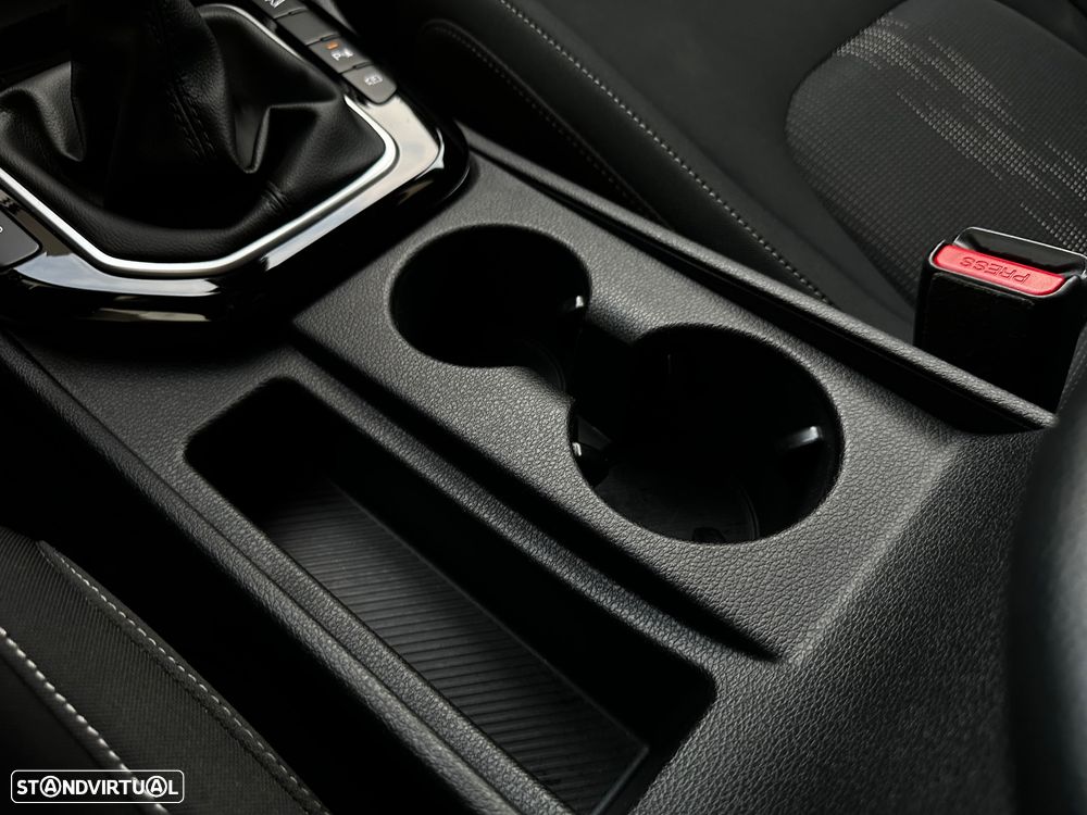 Kia Sportage 1.6 T-GDI Drive - 16