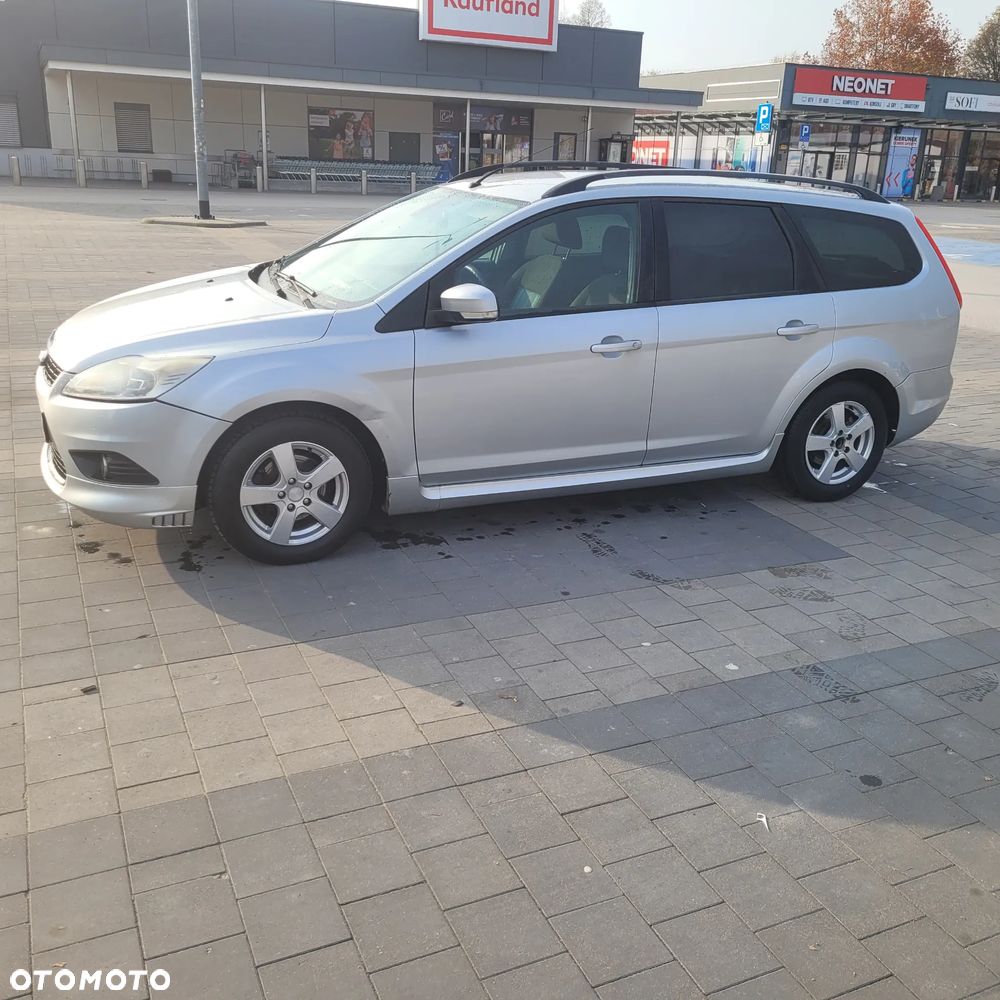 Ford Focus 1.6 TDCi DPF Trend - 6