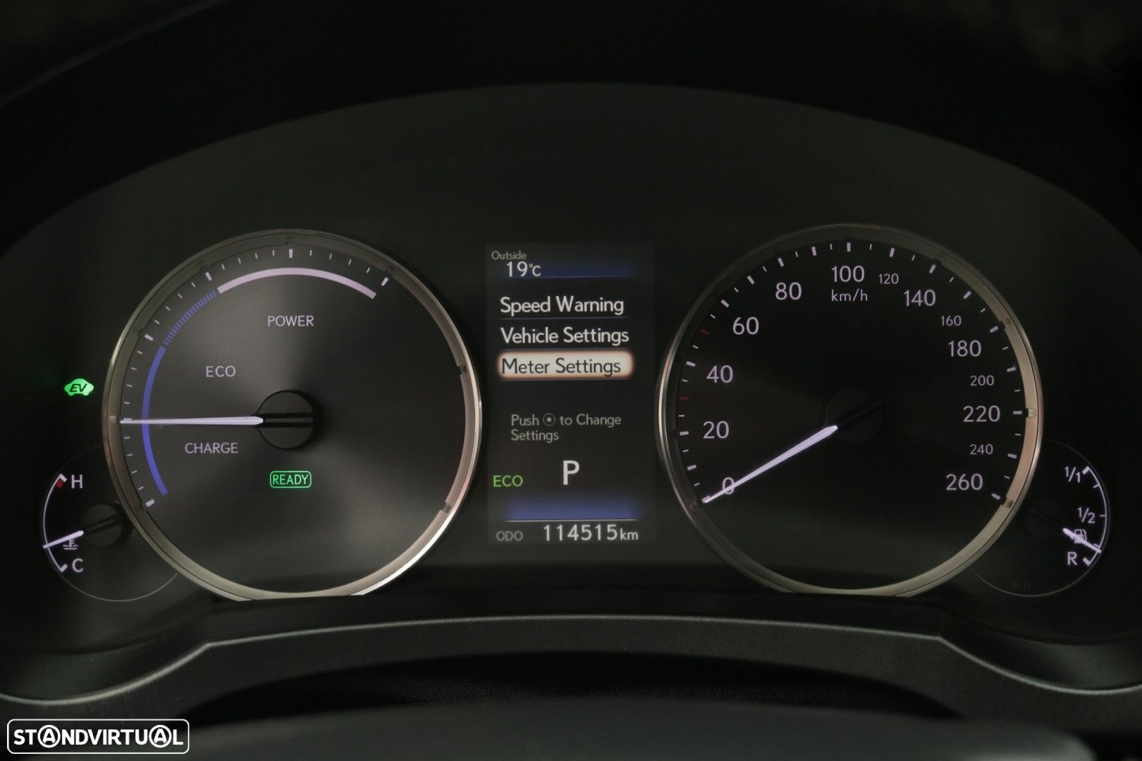 Lexus IS 300H Executive - 41