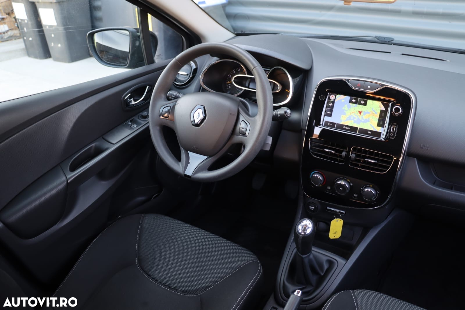 Renault Clio (Energy) dCi 90 Start & Stop LIMITED - 8