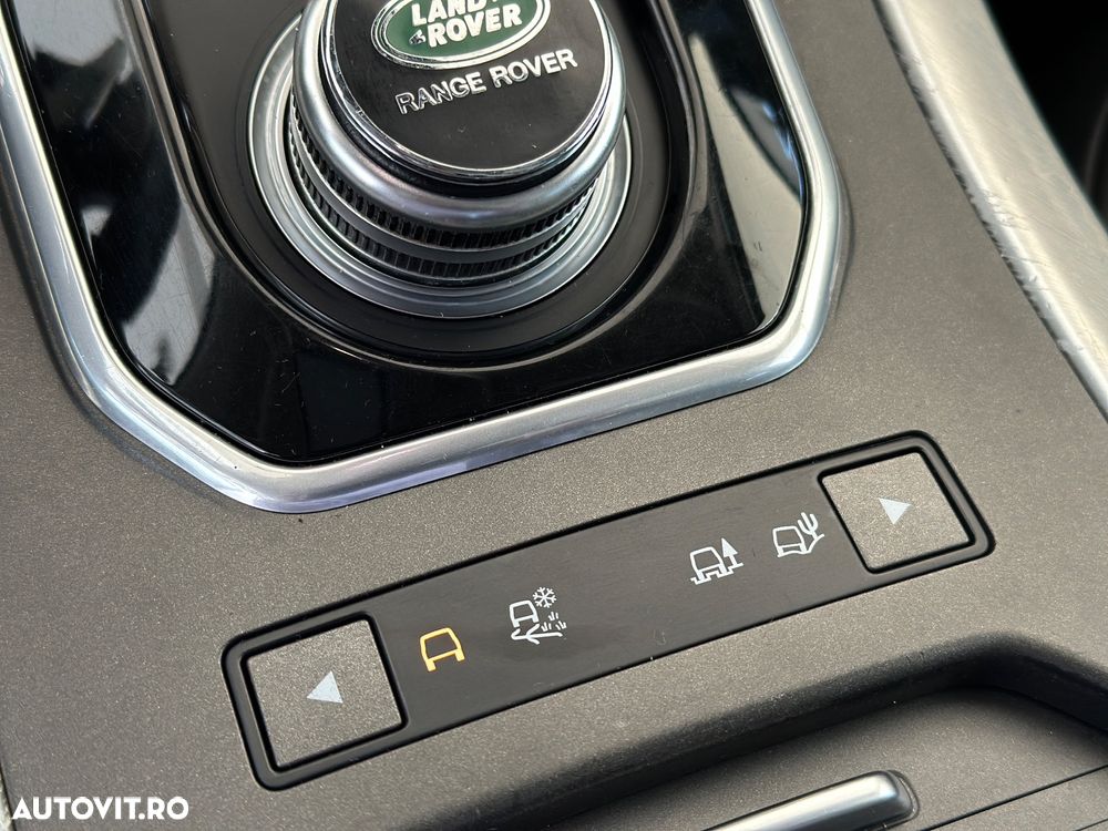 Land Rover Range Rover Evoque 2.0 D150 R-Dynamic SE - 31