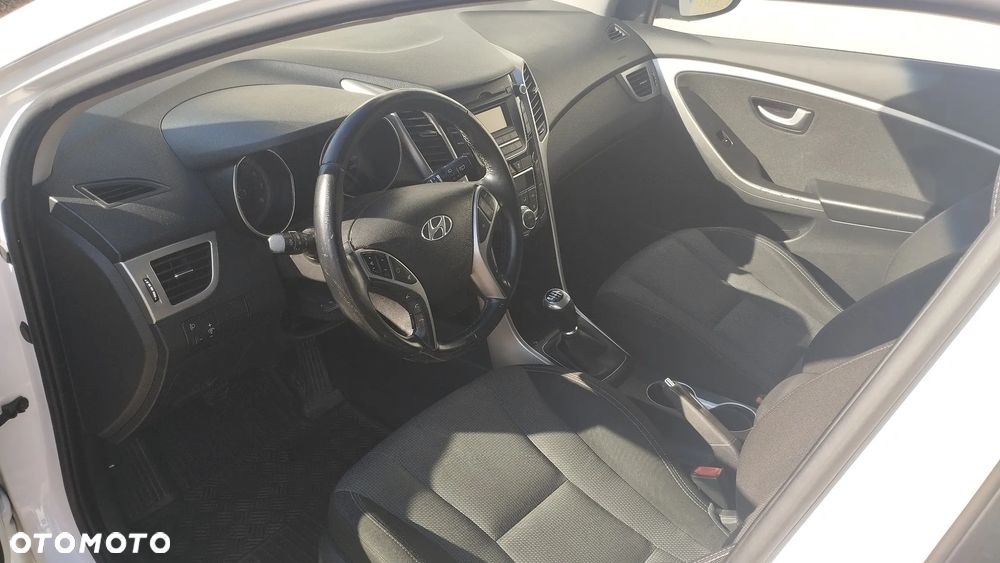 Hyundai i30 1.6 GDI Comfort - 6