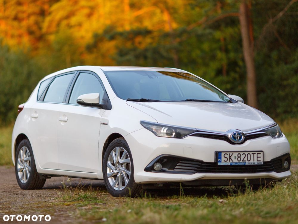 Toyota Auris Hybrid 135 Active - 1
