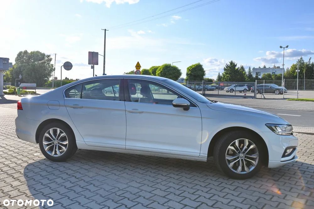 Volkswagen Passat 2.0 TSI Business DSG - 3