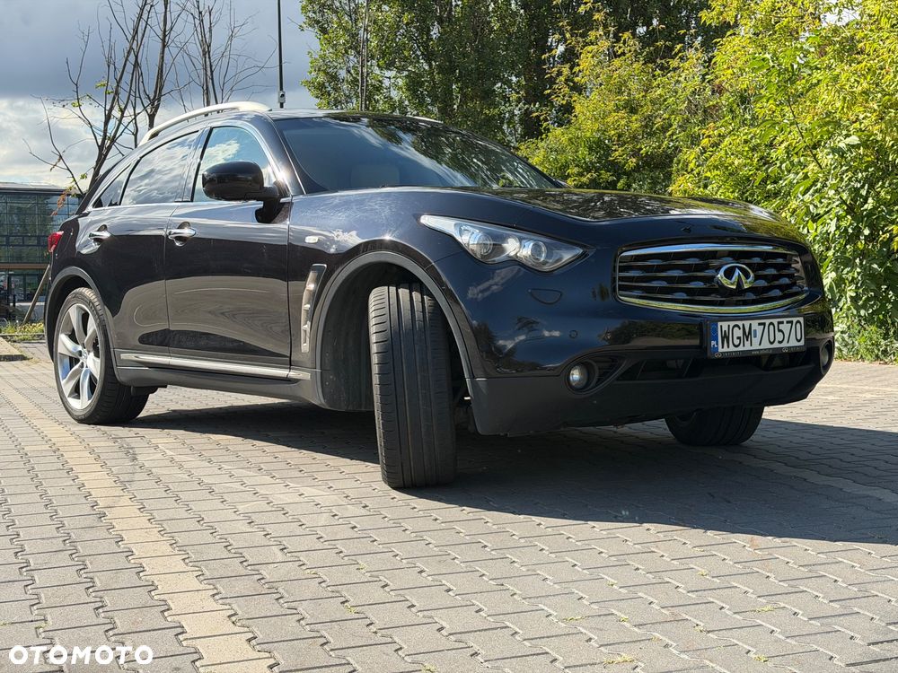 Infiniti FX - 2