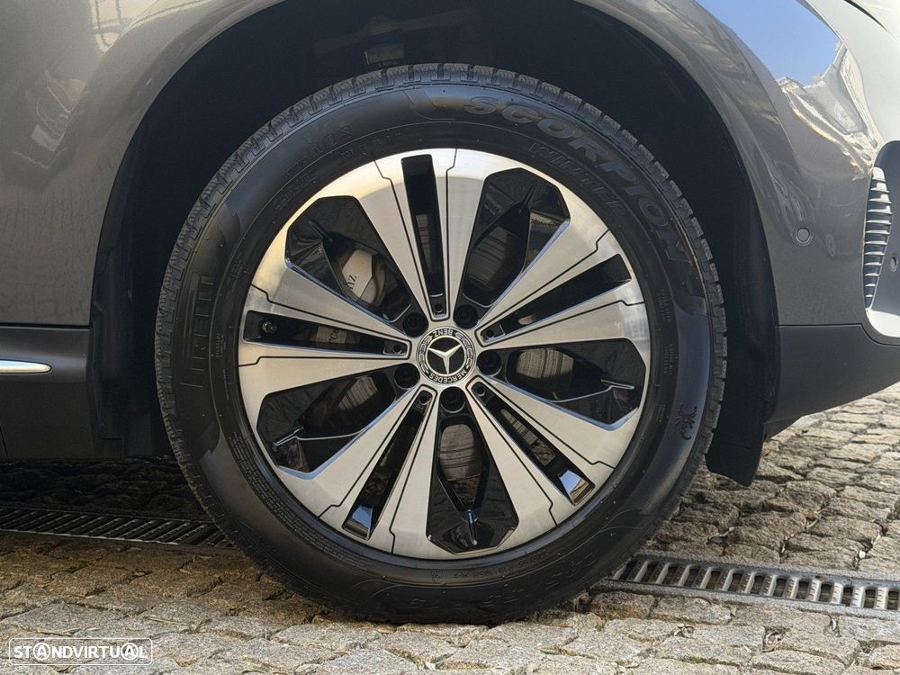 Mercedes-Benz EQC 400 4Matic - 11