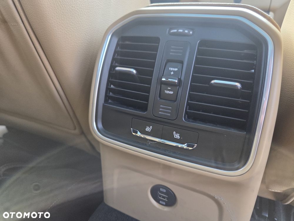 Porsche Macan Standard - 15