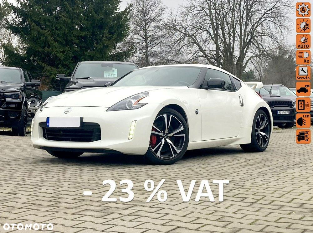 Nissan 370 Z - 1