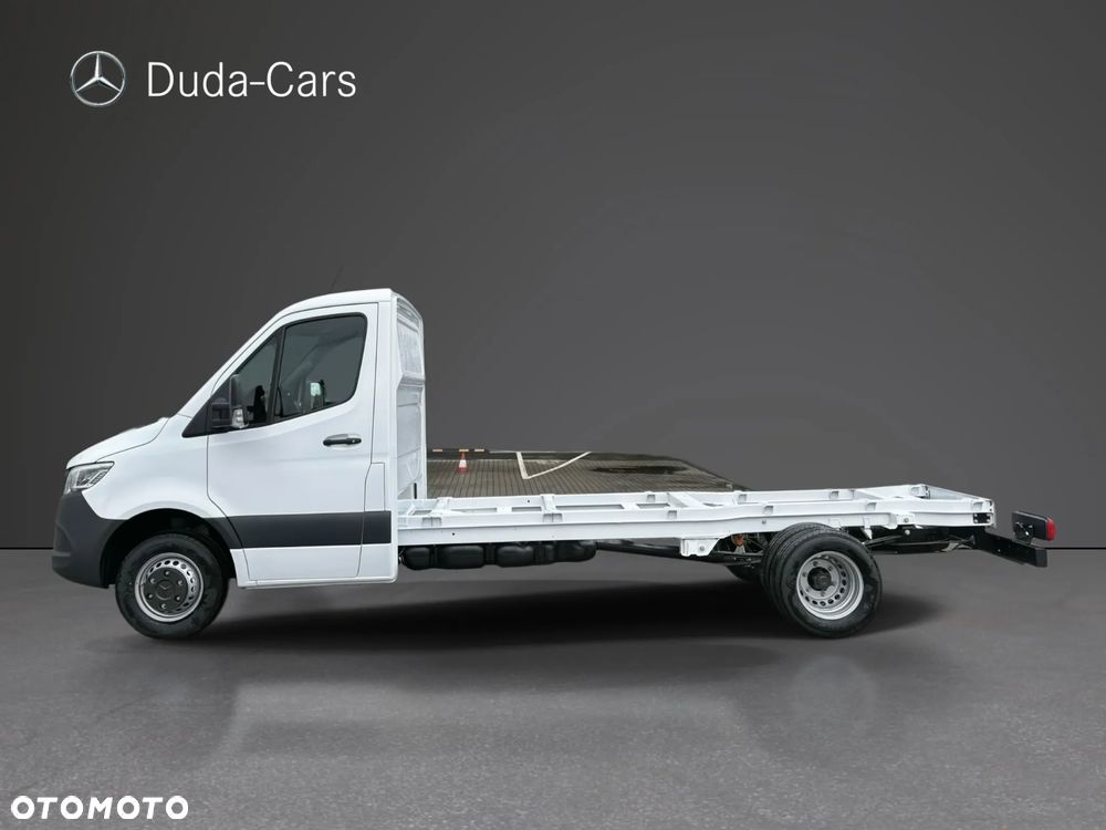 Mercedes-Benz Sprinter - 2