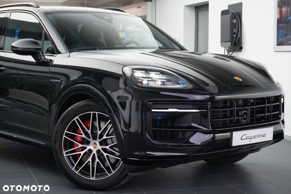 Porsche Cayenne S E-Hybrid PHEV - 2