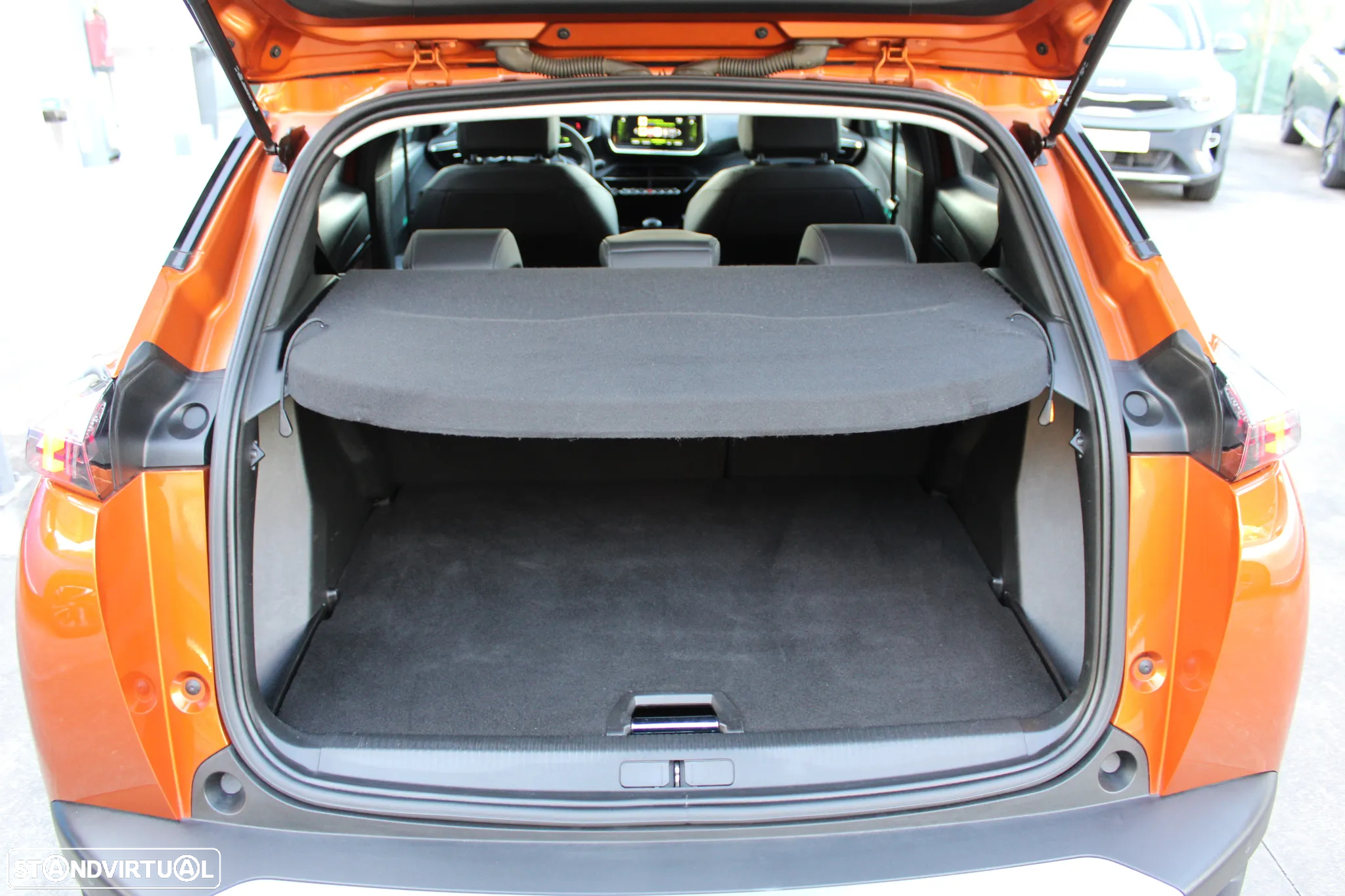 Peugeot 2008 1.2 PureTech Allure Pack - 51