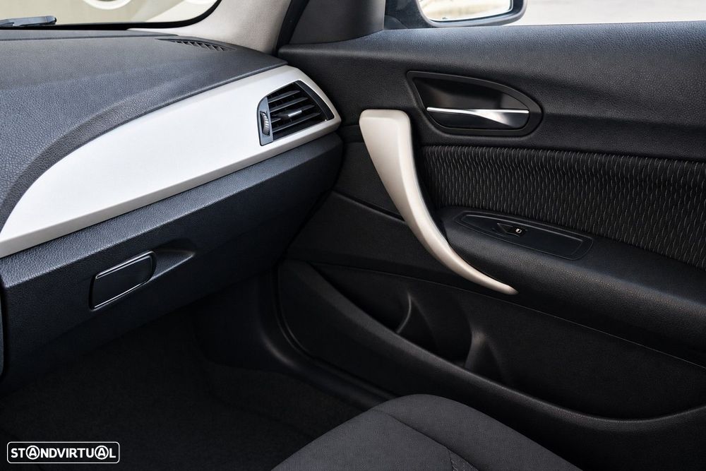BMW 116 d EfficientDynamics - 18
