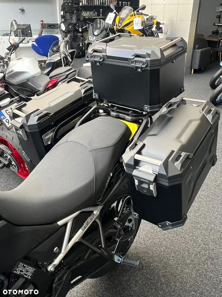 Suzuki V-STROM - 17