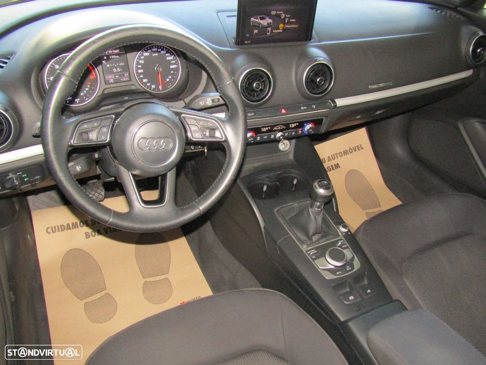Audi A3 Cabrio 1.6 TDi Sport - 9