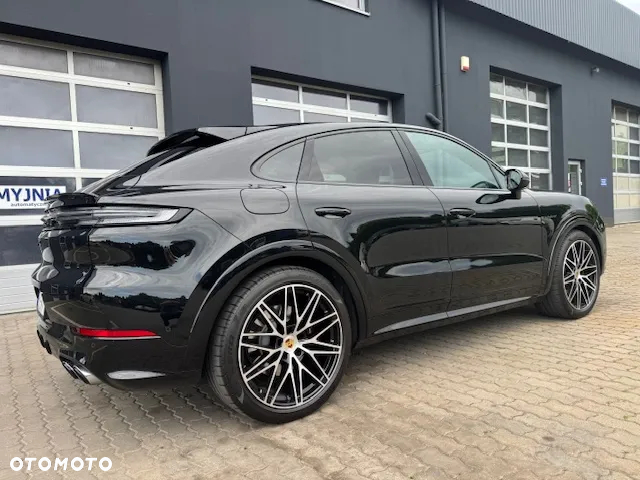 Porsche Cayenne Coupe S E-Hybrid PHEV - 5