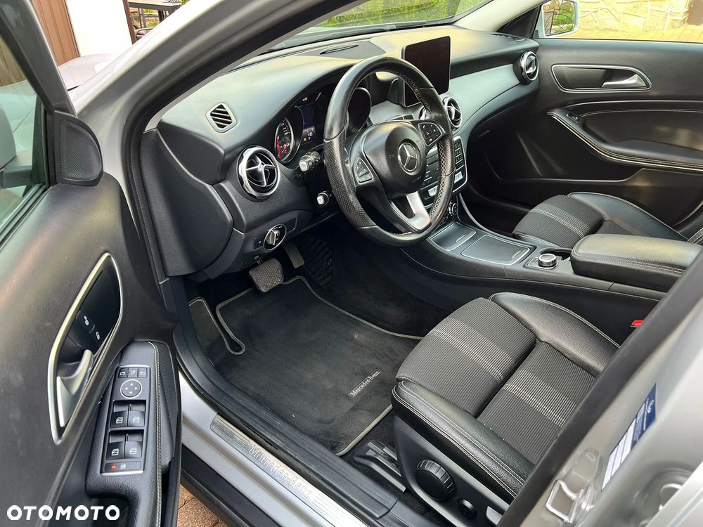 Mercedes-Benz GLA 200 d 7G-DCT Style - 15
