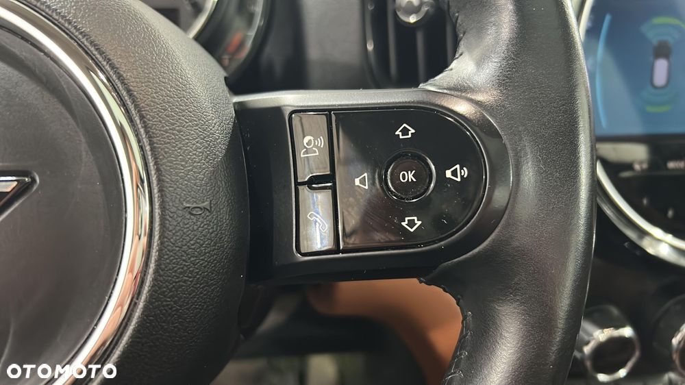 MINI Countryman Cooper Classic Trim - 23