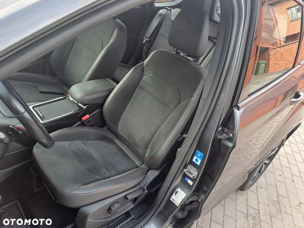 Ford Kuga 2.0 TDCi 4x4 ST-Line - 11