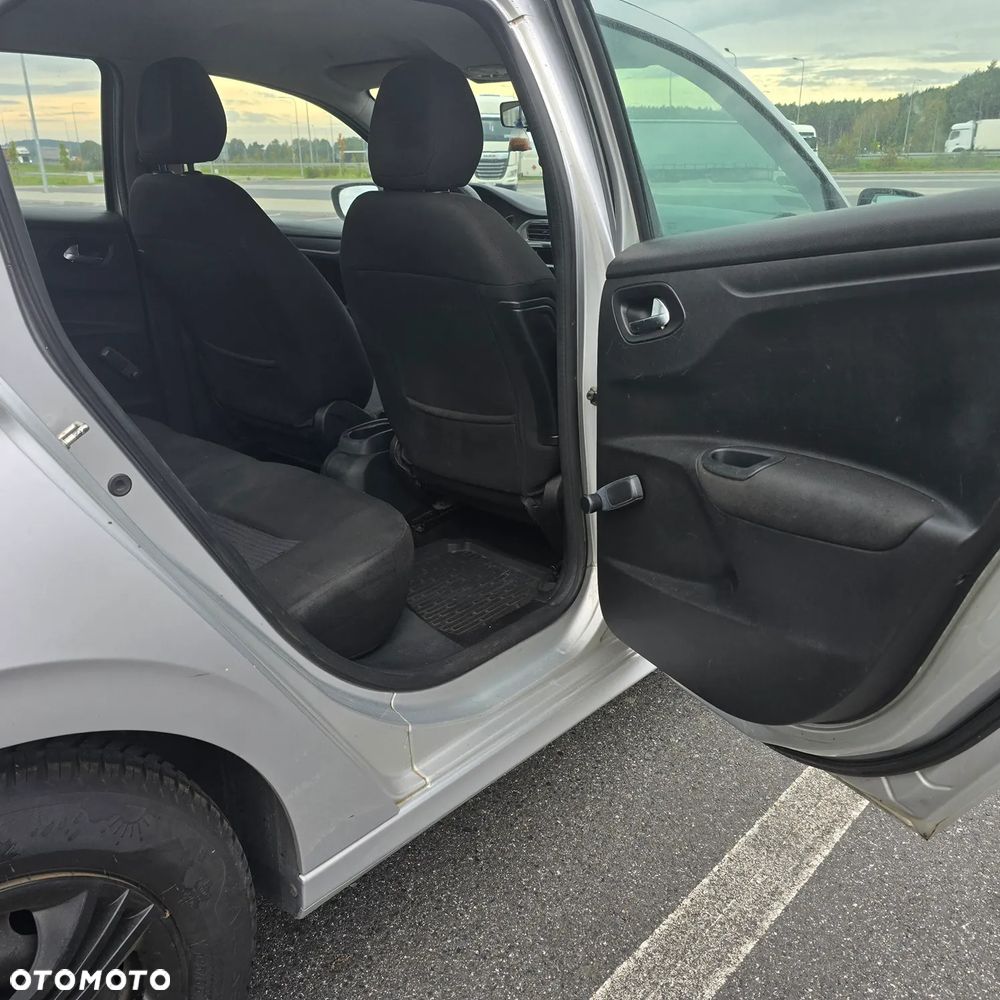 Peugeot 301 1.6 HDi Allure - 7