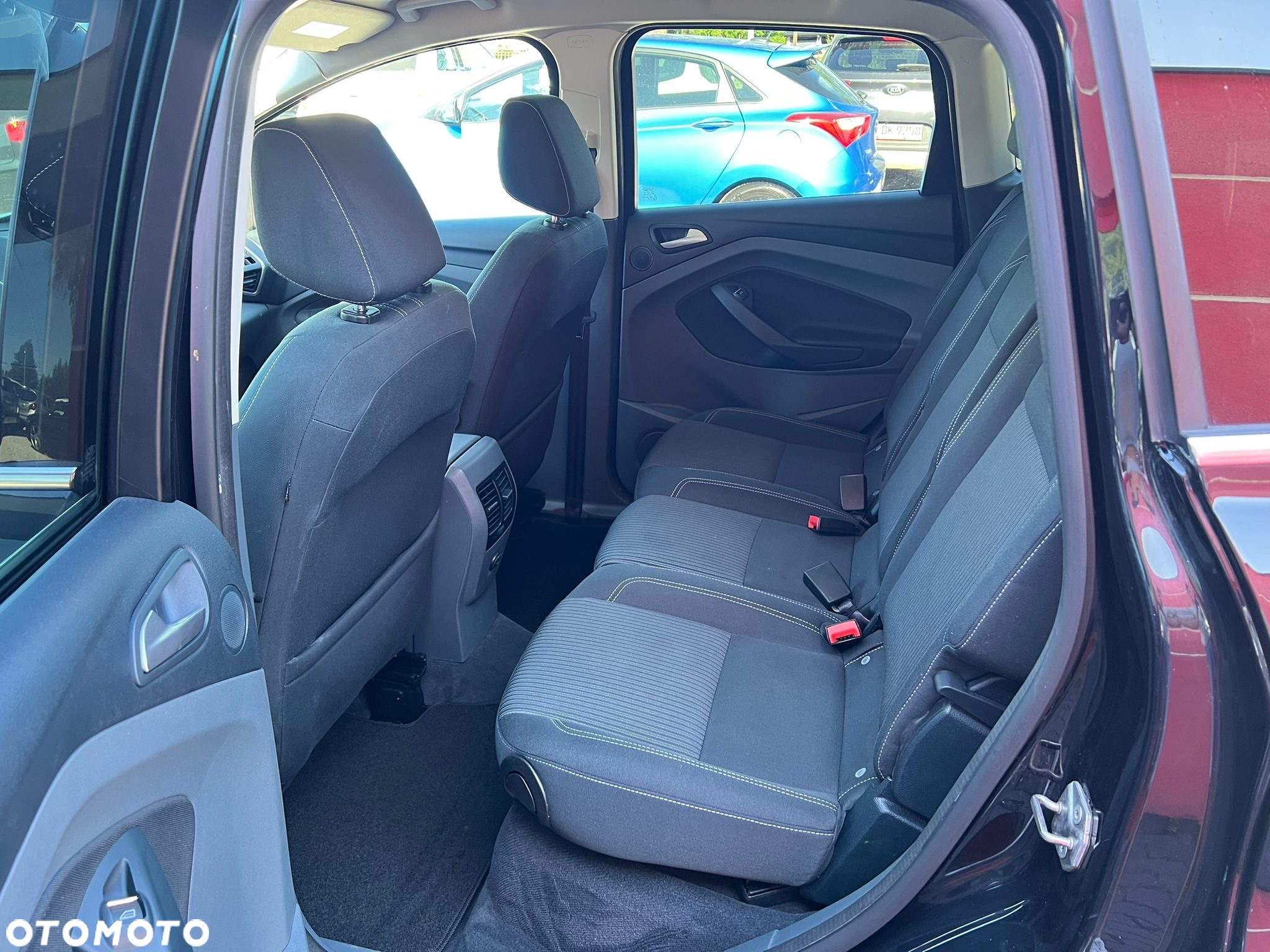 Ford C-MAX 1.6 EcoBoost Titanium - 25