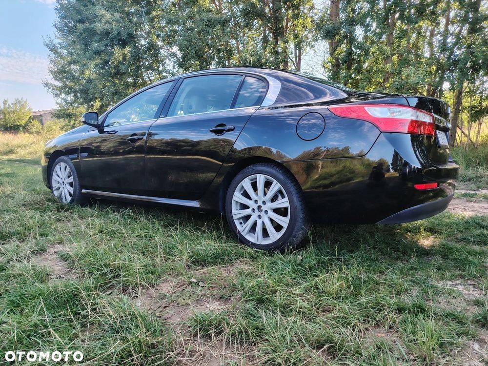 Renault Latitude 2.0 dCi Privilege - 7