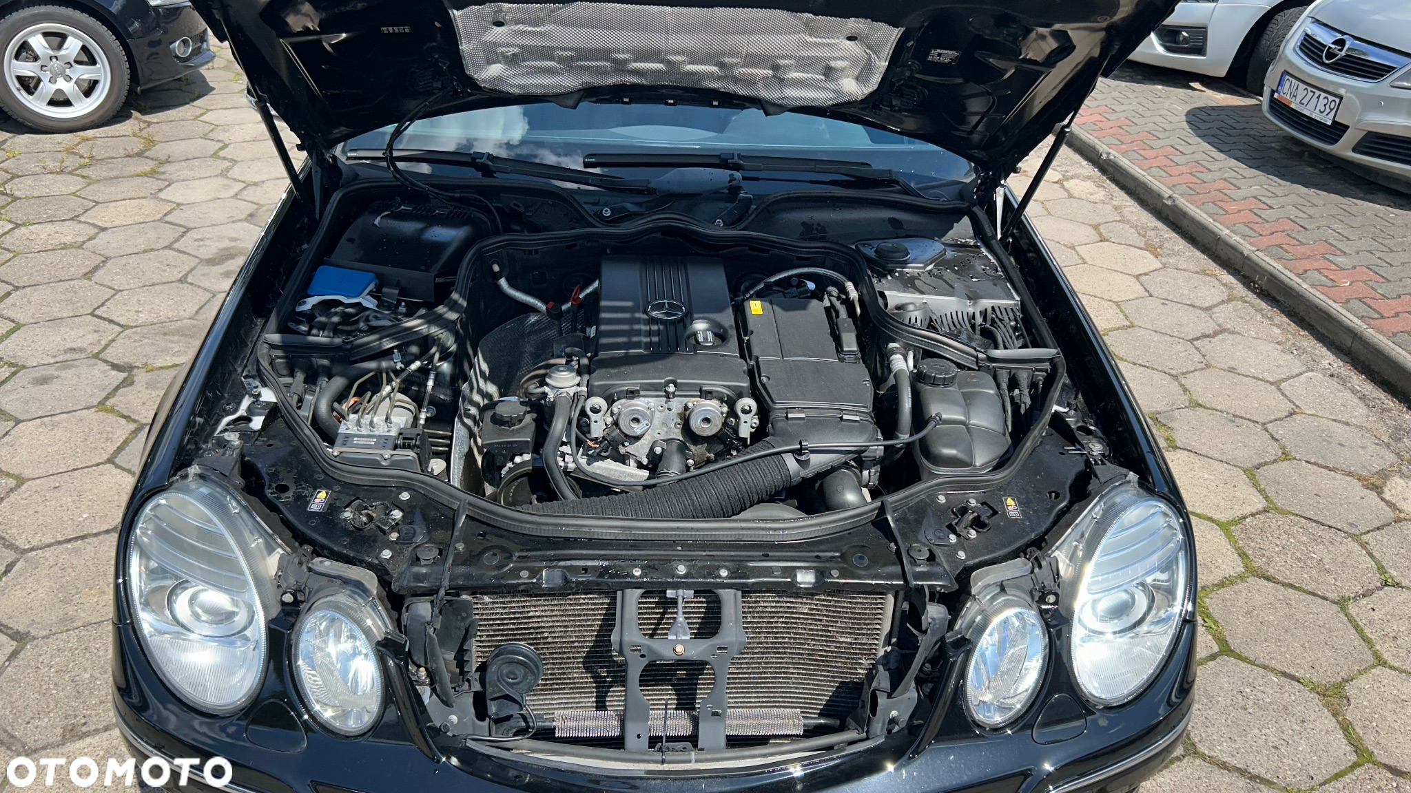 Mercedes-Benz Klasa E 200 T Kompressor Automatik Elegance - 11