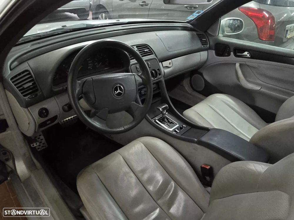 Mercedes-Benz CLK 200 - 10