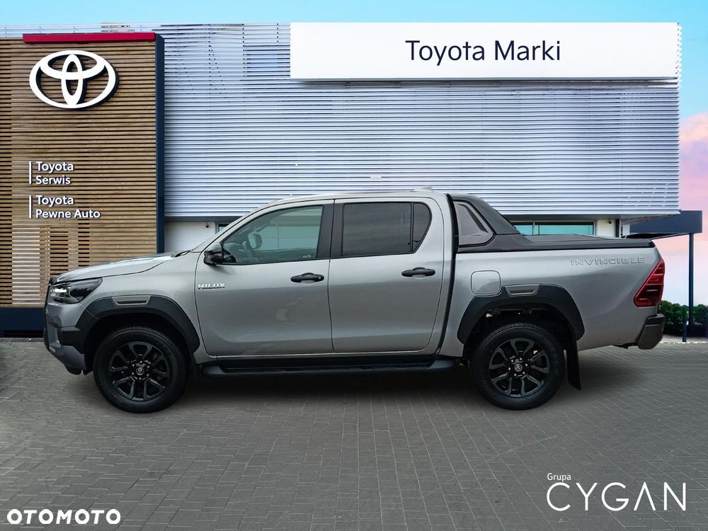 Toyota Hilux 2.8 D-4D Double Cab Invincible Sport 4x4 - 2