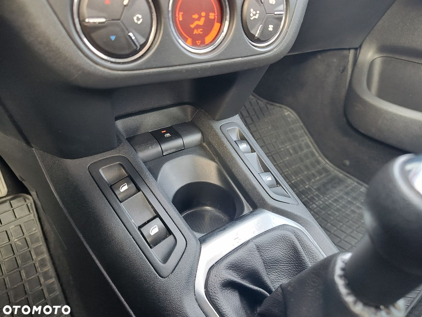 Citroën C-Elysée 1.2 PureTech GPF More Life - 14