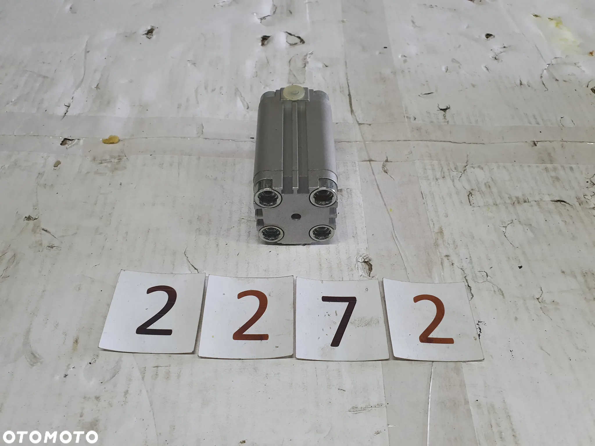 Siłownik kompaktowy ADVU ADVU3250 543095 V908 - 4