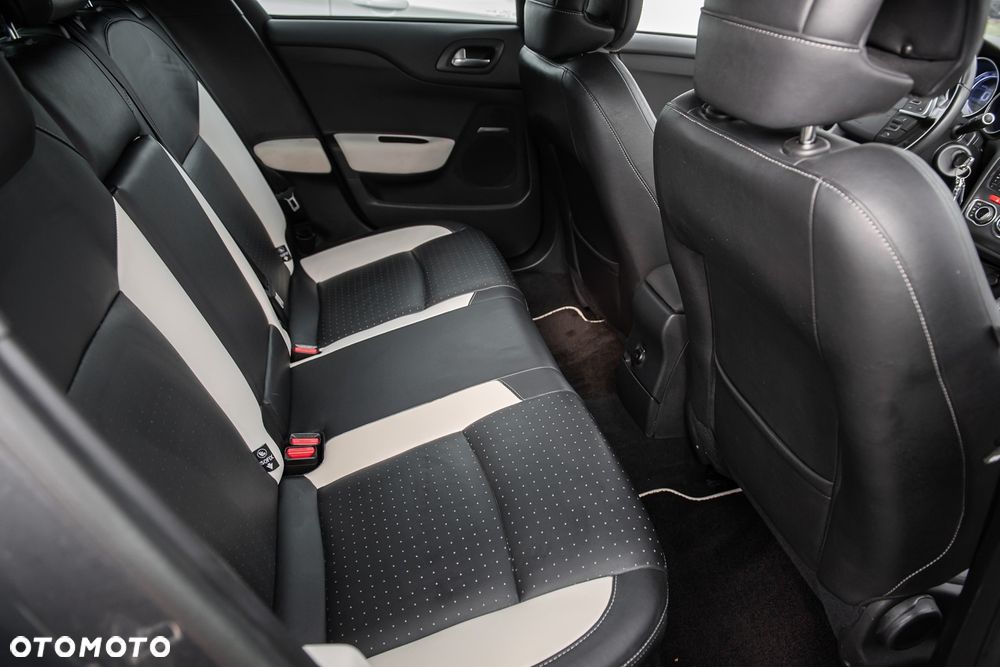 DS Automobiles DS 4 - 19