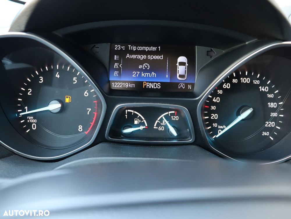 Ford Kuga - 20
