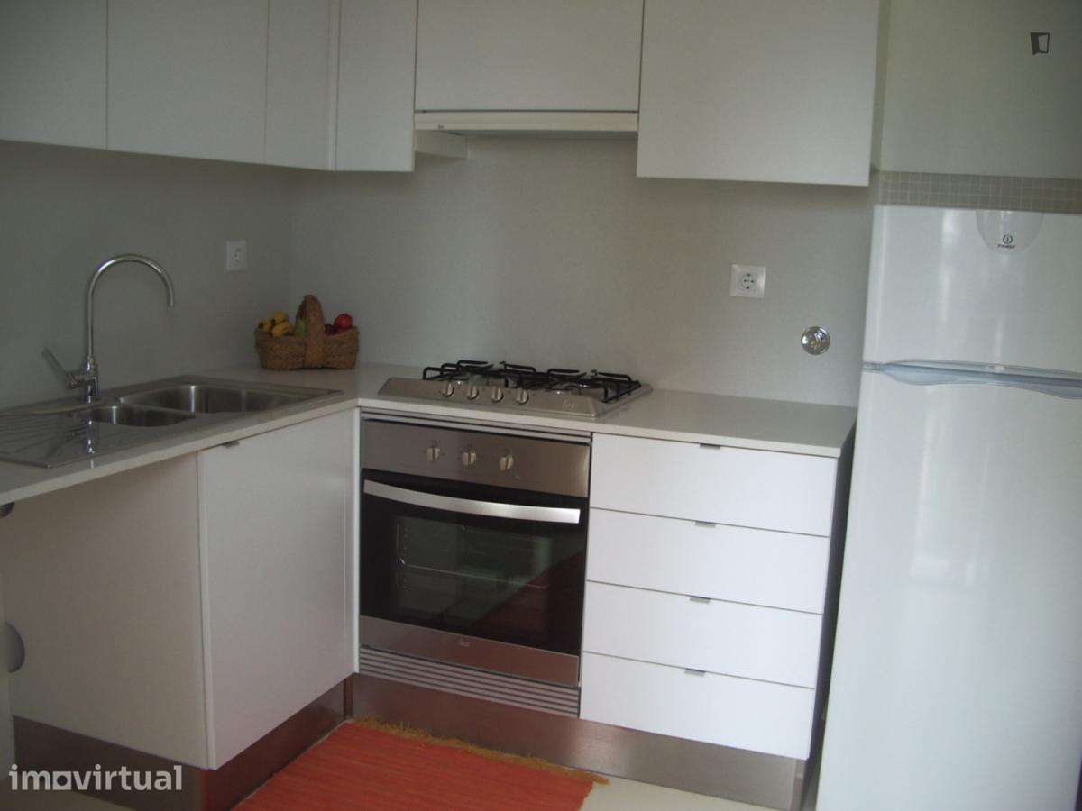 Apartamento com 1 quartos - localizado em Entrecampos Lisbon - Grande imagem: 2/13