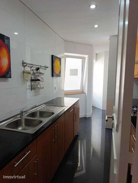 Apartamento T3 Restelo - Grande imagem: 2/12