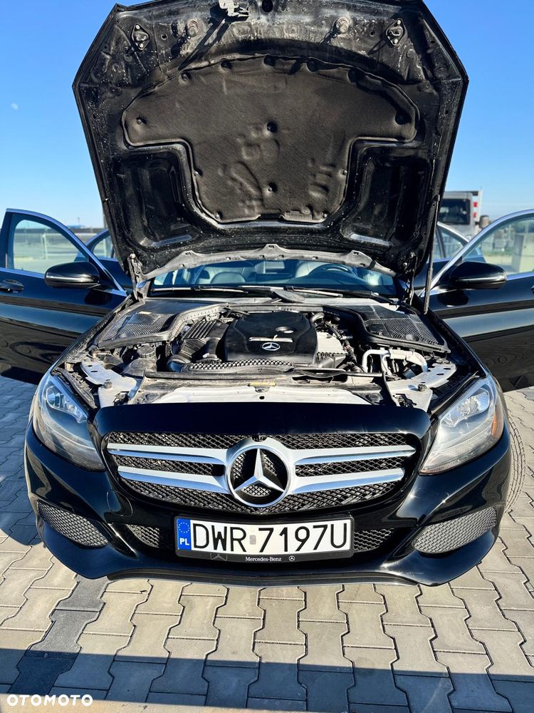 Mercedes-Benz Klasa C 300 7G-TRONIC AMG Line - 22