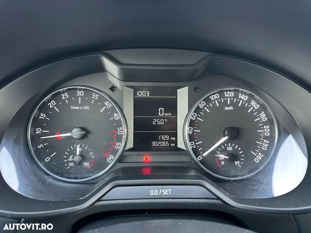 Skoda Octavia 1.6 TDI Active - 12