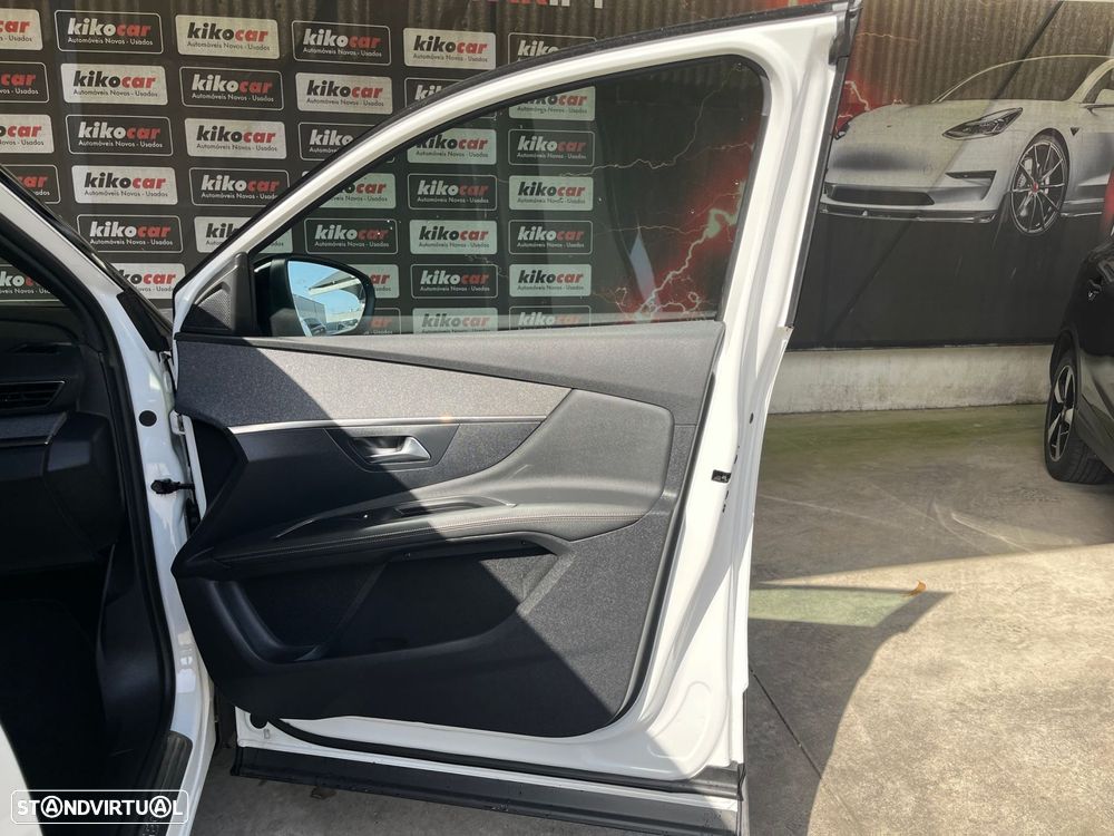 Peugeot 3008 1.5 BlueHDi GT EAT8 - 53