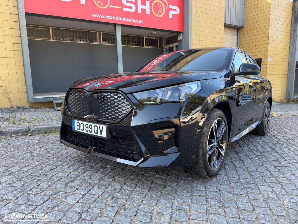BMW iX2 eDrive20 Pack Desportivo M — fotografia 6