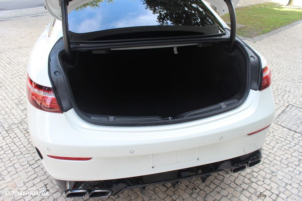 Mercedes-Benz E 400 d AMG Line 4Matic - 26