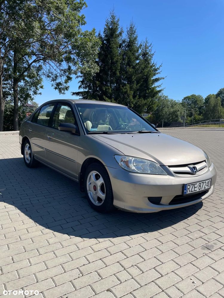 Honda Civic 1.7 LS - 3