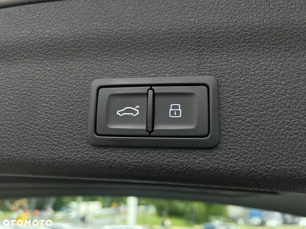 Audi A6 Avant - 10