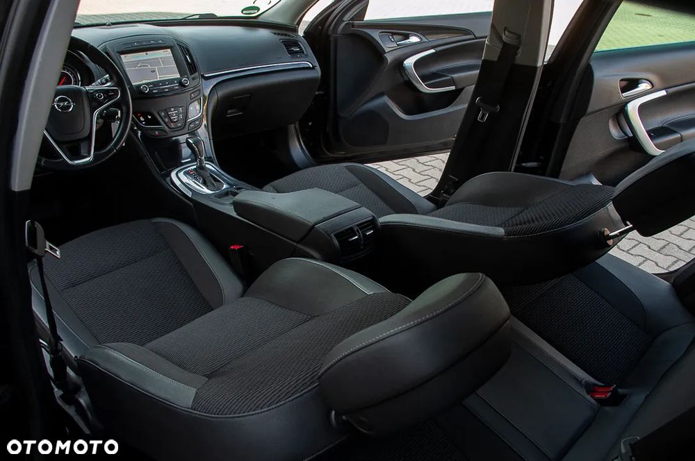 Opel Insignia 2.0 Exclusive - 24