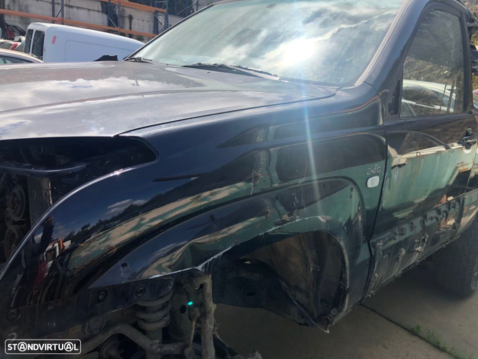 TOYOTA LAND CRUISER J12 3.0 D4D DE 2006 PARA PEÇAS - 4