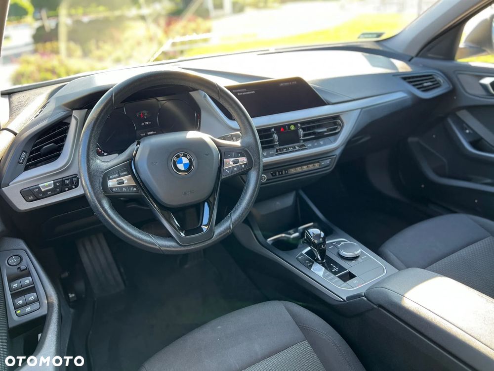 BMW Seria 1 - 11