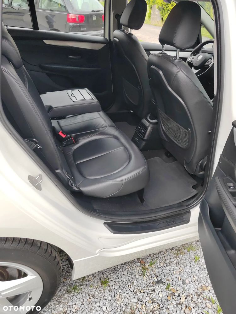 BMW Seria 2 218d GT - 14